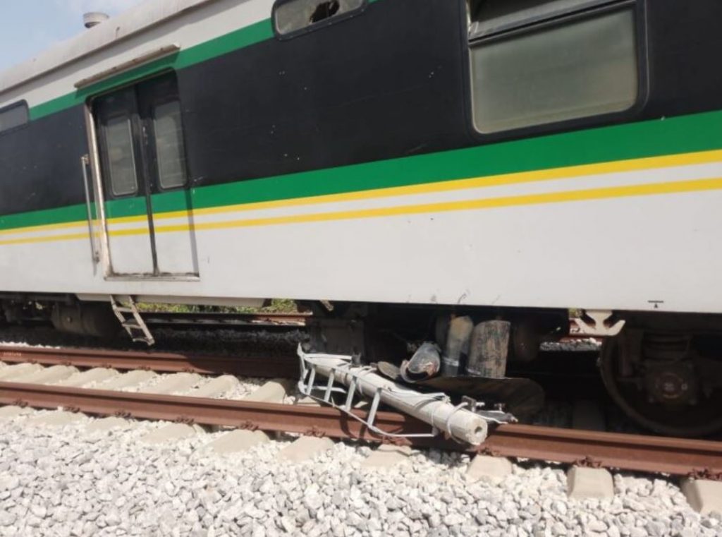 Passengers Stranded: Kogi Train Suffers Technical Failure Passengers Stranded: Kogi Train Suffers Technical Failure