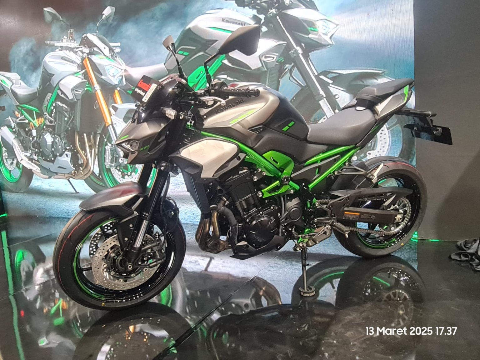 Penjualan Kawasaki Z900 Dan Z900 SE Di Indonesia: Mengapa Lebih Murah? Penjualan Kawasaki Z900 Dan Z900 SE Di Indonesia: Mengapa Lebih Murah?