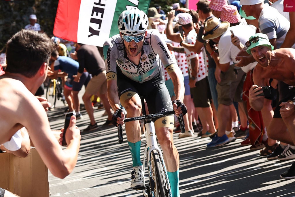 Pogačar Soloes To Victory, Preventing Van Der Poel's Record-Breaking Win At Tour Of Flanders Pogačar Soloes To Victory, Preventing Van Der Poel's Record-Breaking Win At Tour Of Flanders
