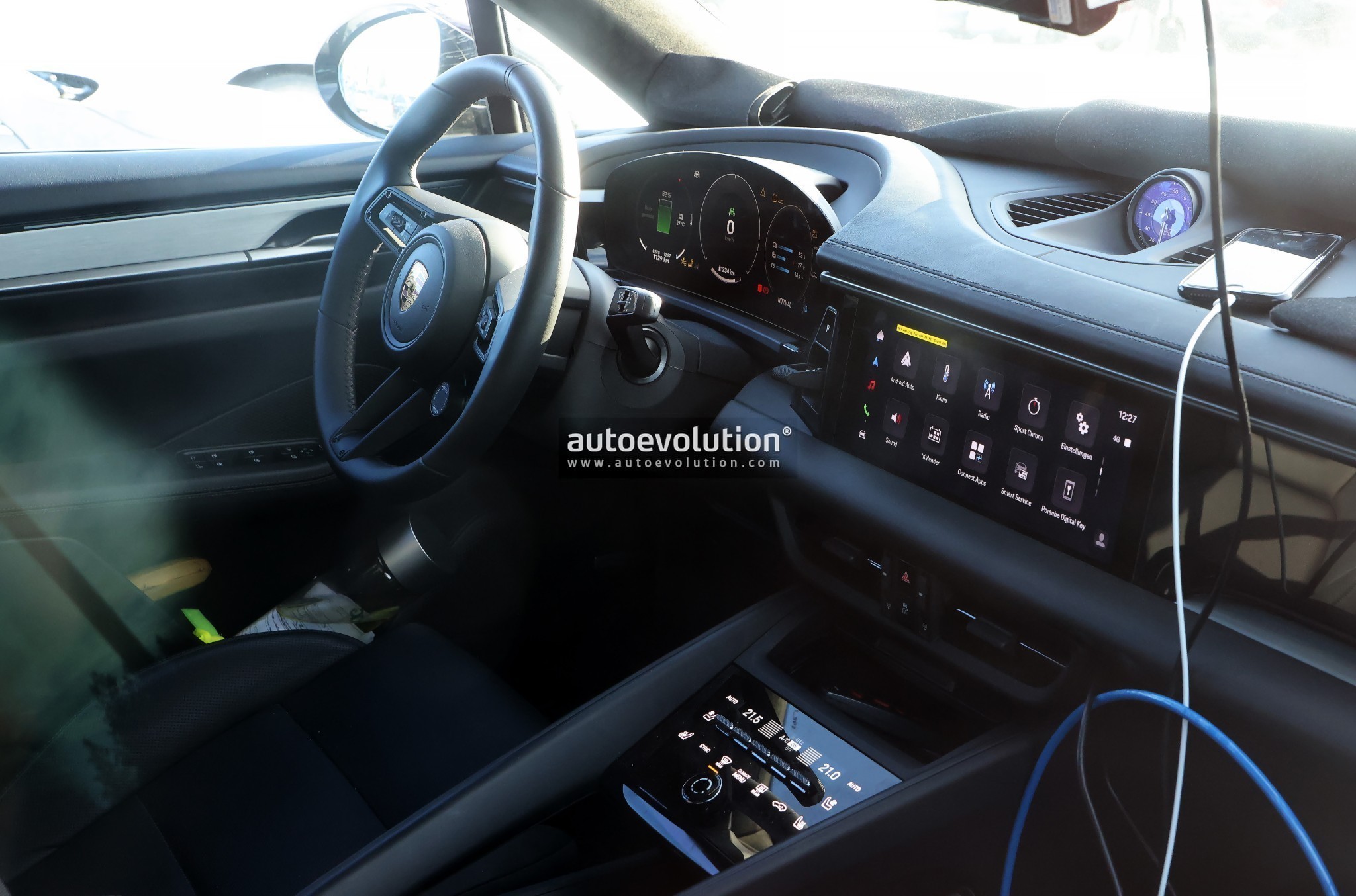 Porsche Cayenne EV 2026: Leaked Spy Shots Offer First Glimpse Porsche Cayenne EV 2026: Leaked Spy Shots Offer First Glimpse