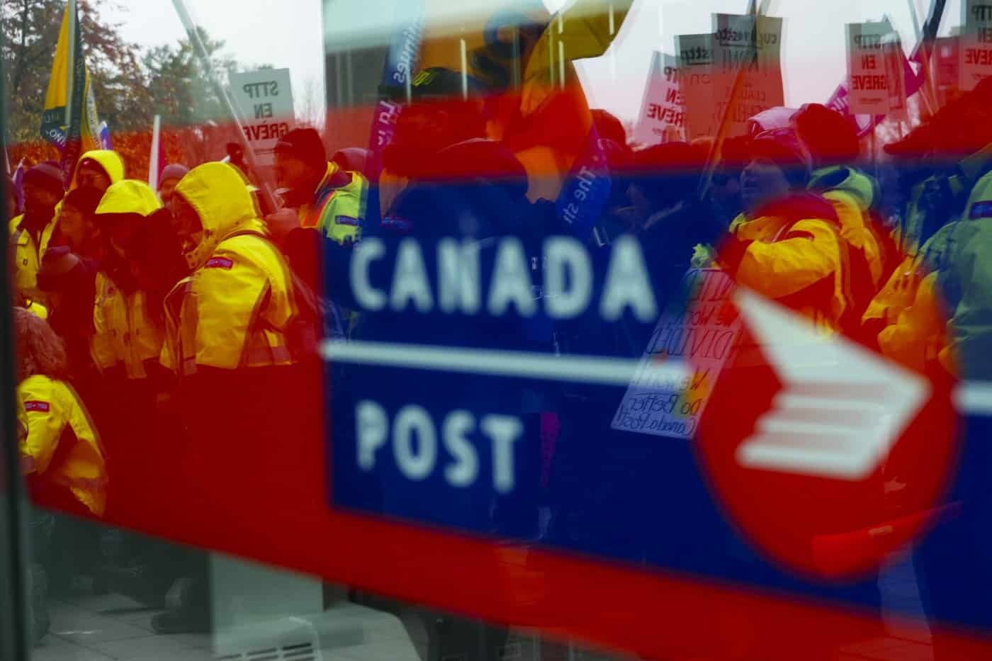 Potential Canada Post Strike: A Warning To Customers Potential Canada Post Strike: A Warning To Customers