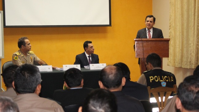 Presencia Policial Aumentada En Las Instalaciones Del CNE De La Capital Presencia Policial Aumentada En Las Instalaciones Del CNE De La Capital