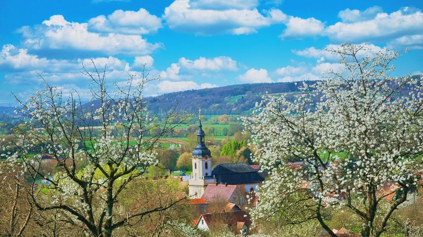 Pretzfeld Und Die Kirschblüte: Ein Ausflug In Die Fränkische Schweiz Pretzfeld Und Die Kirschblüte: Ein Ausflug In Die Fränkische Schweiz