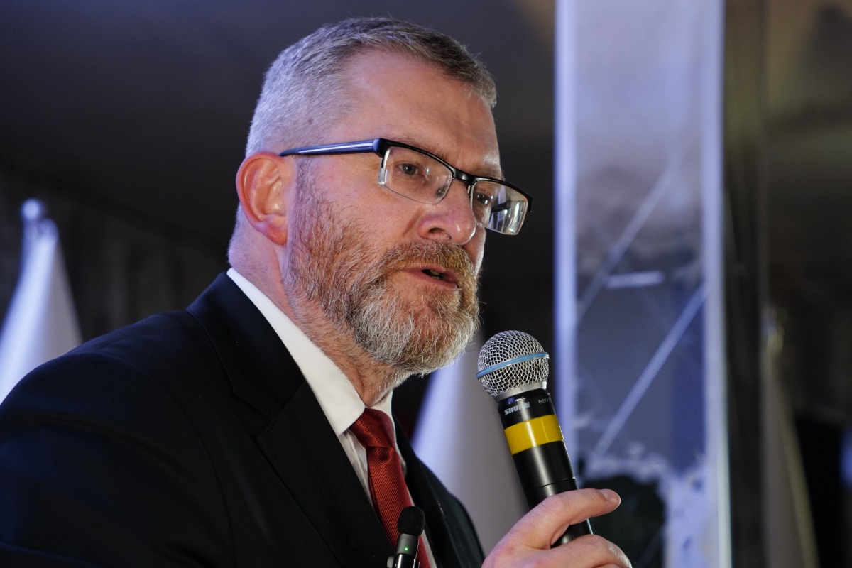 Prezydenckie 2025: Analiza Kampanii Sławomira Mentzena Prezydenckie 2025: Analiza Kampanii Sławomira Mentzena