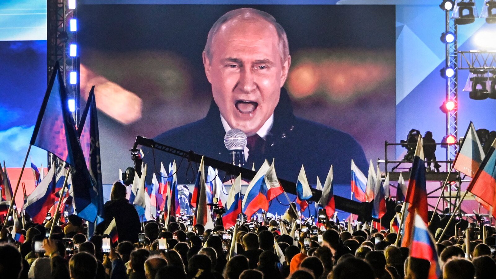 Putin's Victory Day Ceasefire: Hope Or Propaganda? Putin's Victory Day Ceasefire: Hope Or Propaganda?