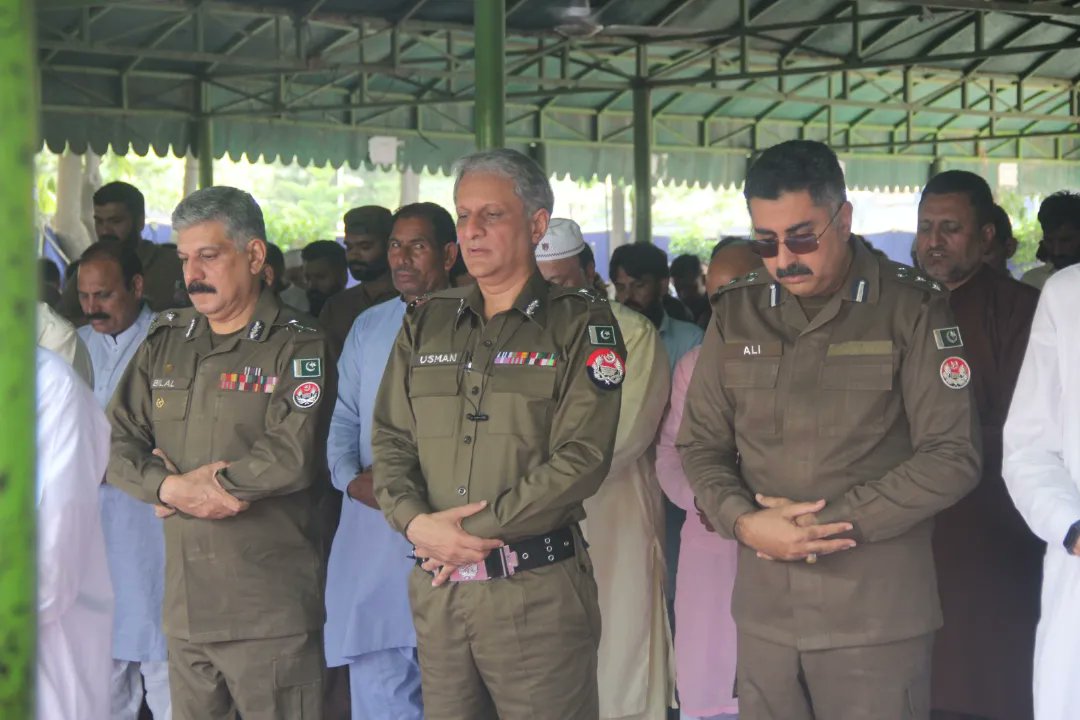 پی ایس ایل ٹرافی کا لاہور میں زبردست استقبال پی ایس ایل ٹرافی کا لاہور میں زبردست استقبال