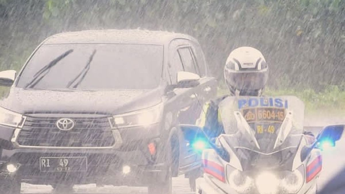 Ramalan Cuaca Jawa Barat: Hujan Hingga Petang (7 Mei) Ramalan Cuaca Jawa Barat: Hujan Hingga Petang (7 Mei)