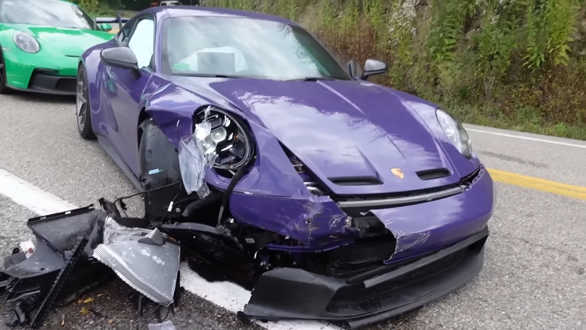Rare Porsche 911 GT3 RS 4.0: Graham Rahal's Performance Driving Display Rare Porsche 911 GT3 RS 4.0: Graham Rahal's Performance Driving Display