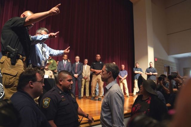 Reacción De Boris Johnson Ante Ataque De Avestruz En Texas Reacción De Boris Johnson Ante Ataque De Avestruz En Texas