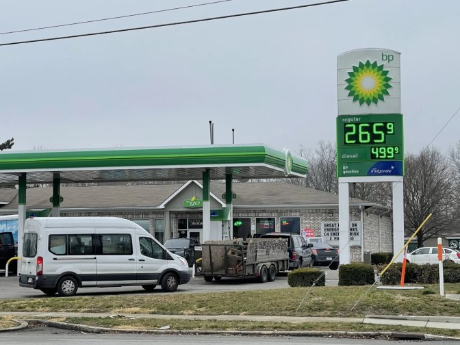 Recent Drop In Gas Prices: Economic Factors And National Averages Recent Drop In Gas Prices: Economic Factors And National Averages