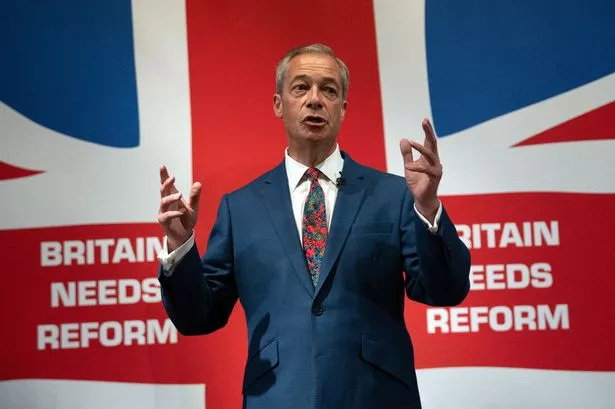 Reform UK Leader Nigel Farage's Shrewsbury Trip: G&T, Flat Cap, And Political Commentary Reform UK Leader Nigel Farage's Shrewsbury Trip: G&T, Flat Cap, And Political Commentary