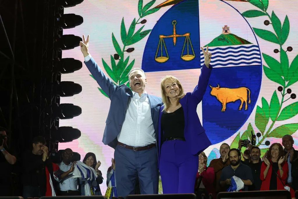Reformas En Uruguay: El Plan De Gobierno De Yamandu Orsi Reformas En Uruguay: El Plan De Gobierno De Yamandu Orsi