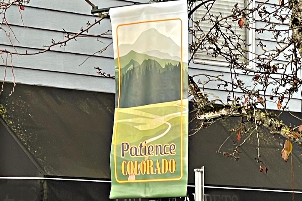 Resident Alien: Behind The Scenes Of Patience, Colorado's Filming Resident Alien: Behind The Scenes Of Patience, Colorado's Filming