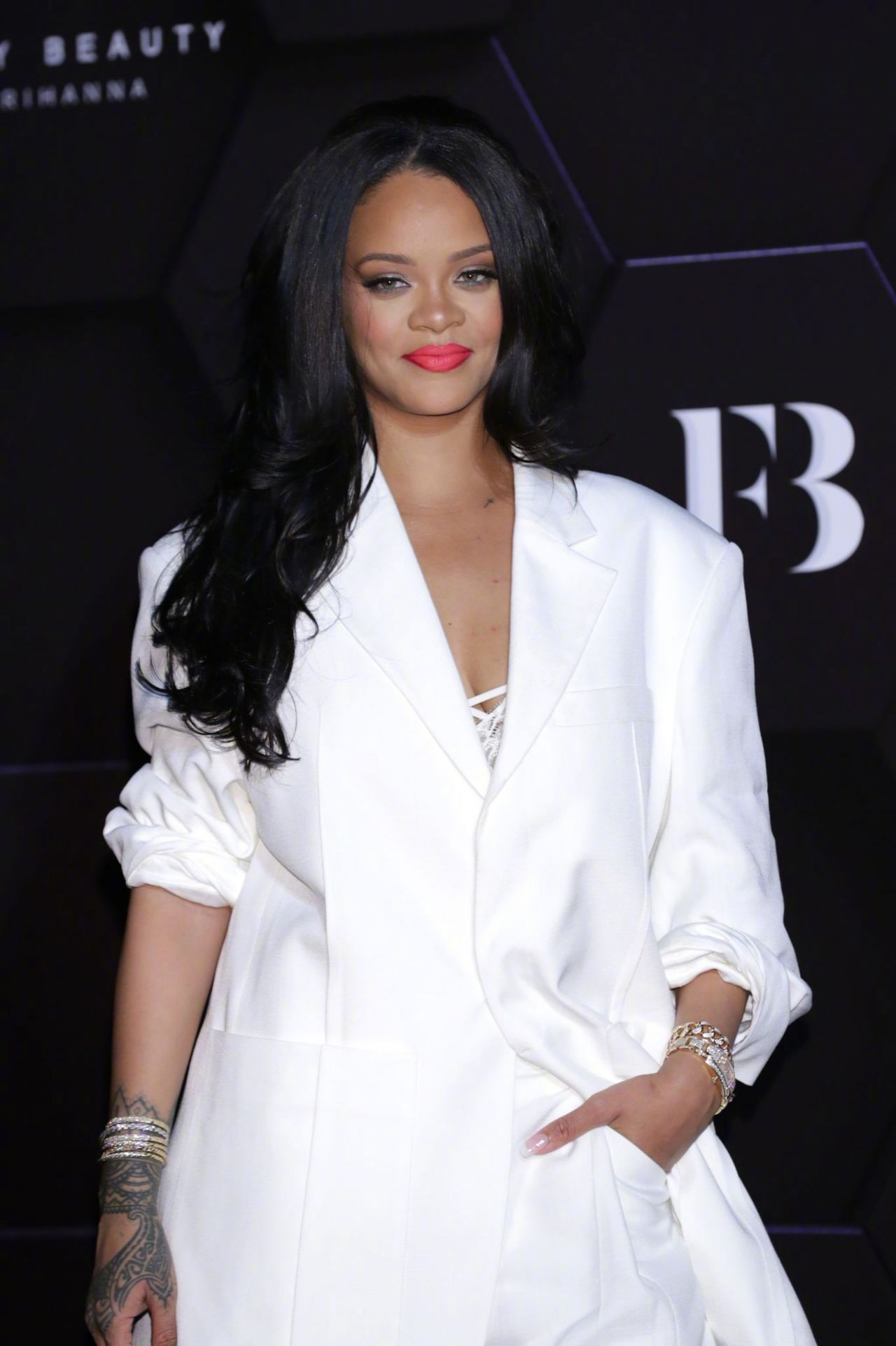 Rihanna's Post-Fenty Beauty Event: A Sweet Fan Moment In Paris Rihanna's Post-Fenty Beauty Event: A Sweet Fan Moment In Paris