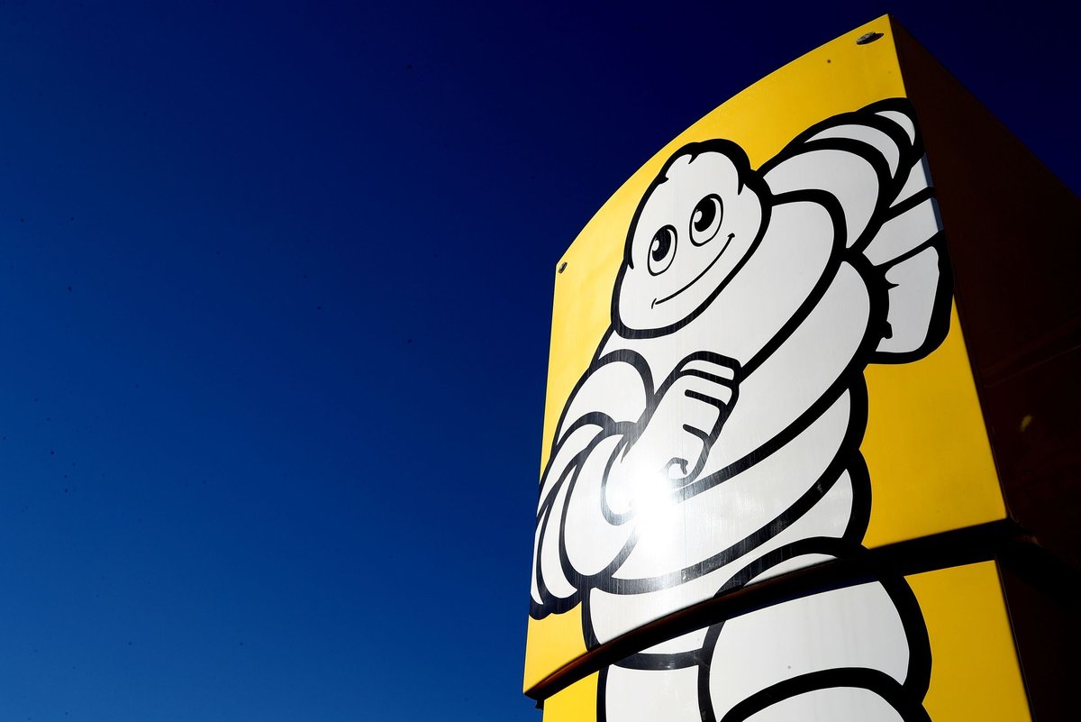 Rins's Soft Tyre Gamble: Power Delivery Tweaks In Argentina MotoGP Rins's Soft Tyre Gamble: Power Delivery Tweaks In Argentina MotoGP