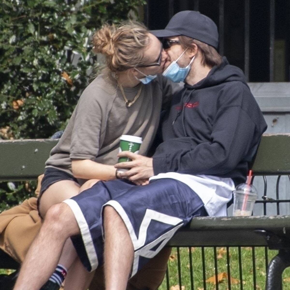 Robert Pattinson Shares New Role Script With Girlfriend Suki Waterhouse Robert Pattinson Shares New Role Script With Girlfriend Suki Waterhouse