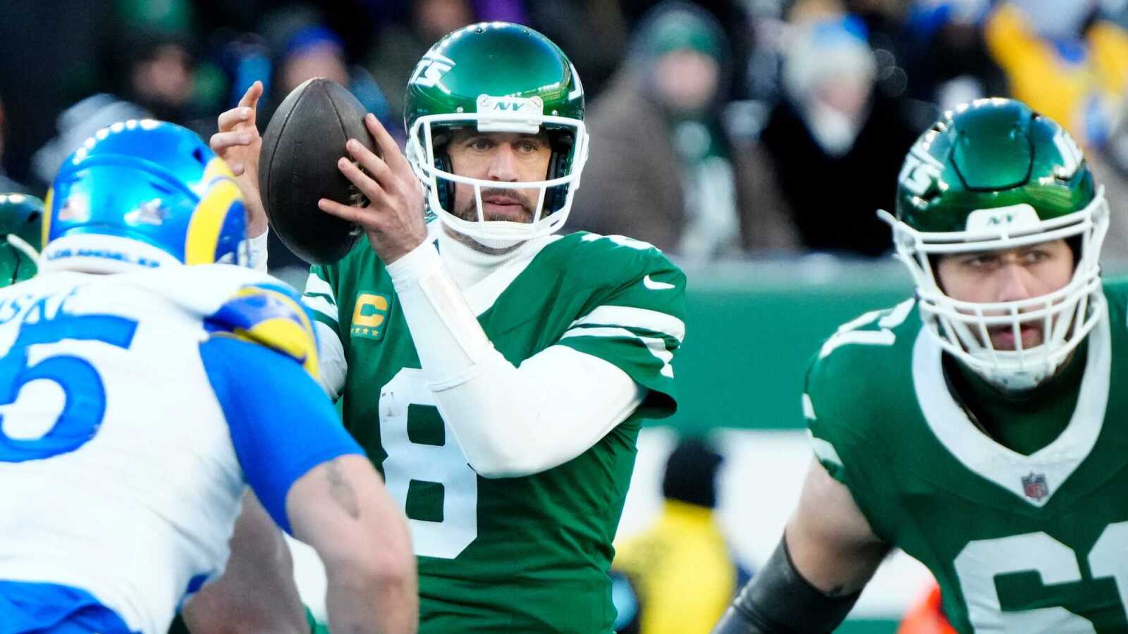Rodgers' Steelers Visit: A Sign Of Potential Trade? Rodgers' Steelers Visit: A Sign Of Potential Trade?