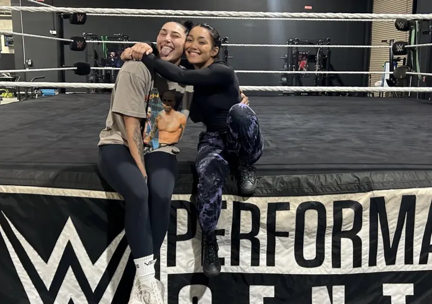Roxanne Perez And Rhea Ripley: 2025 Money In The Bank Ladder Match Bound Roxanne Perez And Rhea Ripley: 2025 Money In The Bank Ladder Match Bound