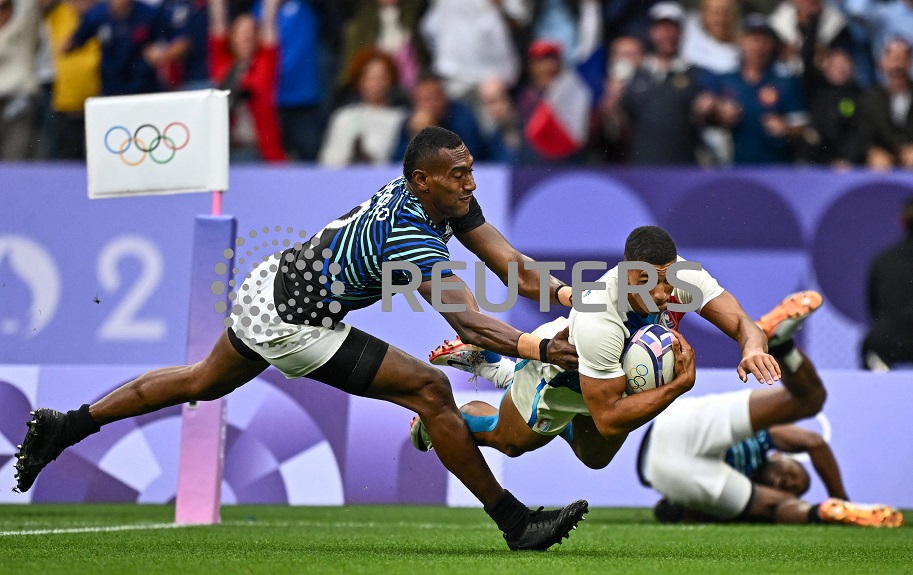 Rugby World Cup: Dupont Leads France To Victory Against Italy With 11-Point Performance Rugby World Cup: Dupont Leads France To Victory Against Italy With 11-Point Performance