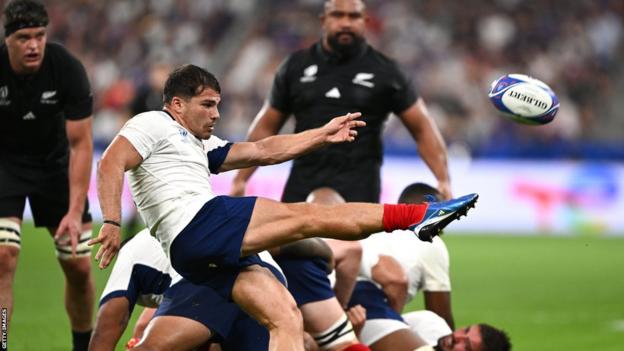 Rugby World Cup: Dupont's 11th Conduct Dominates As France Defeats Italy Rugby World Cup: Dupont's 11th Conduct Dominates As France Defeats Italy