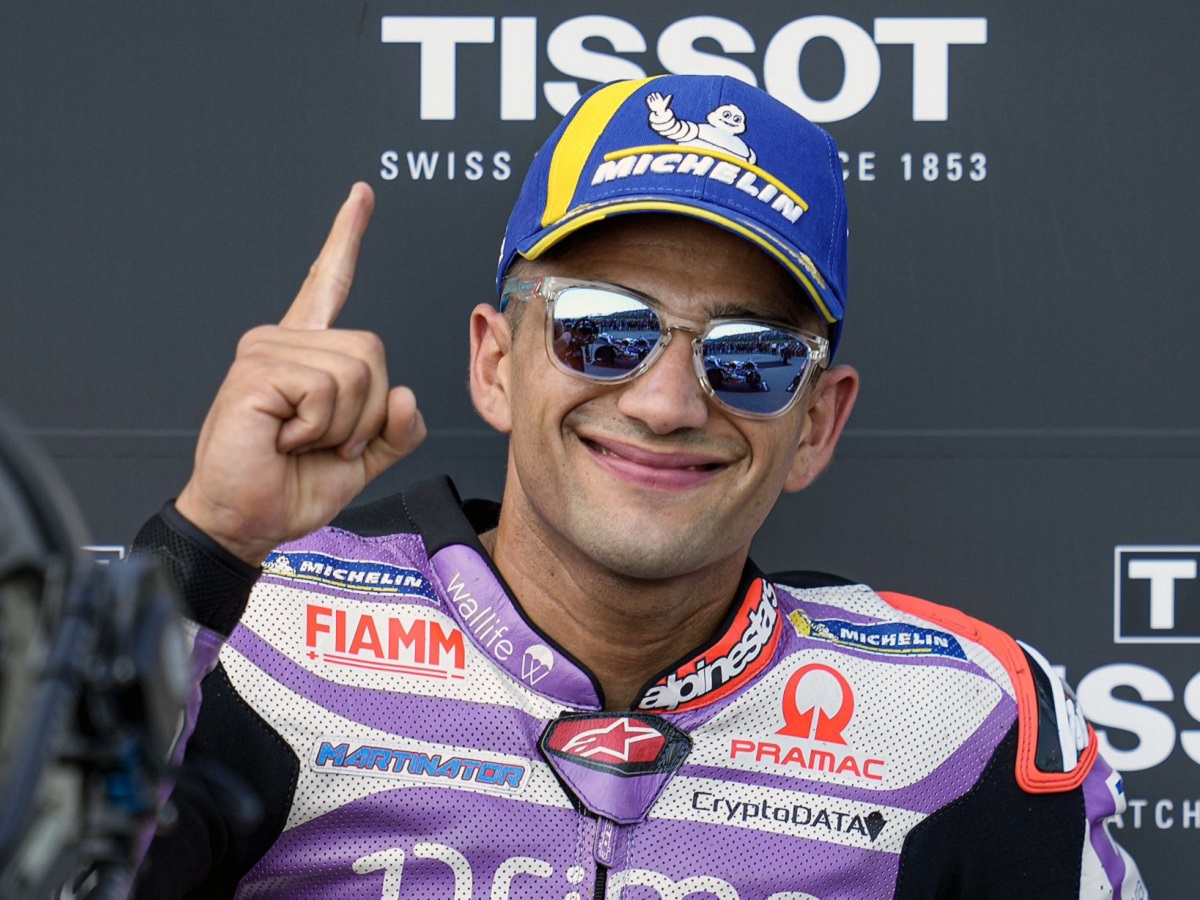 Saksikan Aksi Alex Rins Pecahkan Rekor Di Sprint Race MotoGP Inggris, Live Trans7 Malam Ini! Marquez Terjatuh Saksikan Aksi Alex Rins Pecahkan Rekor Di Sprint Race MotoGP Inggris, Live Trans7 Malam Ini! Marquez Terjatuh