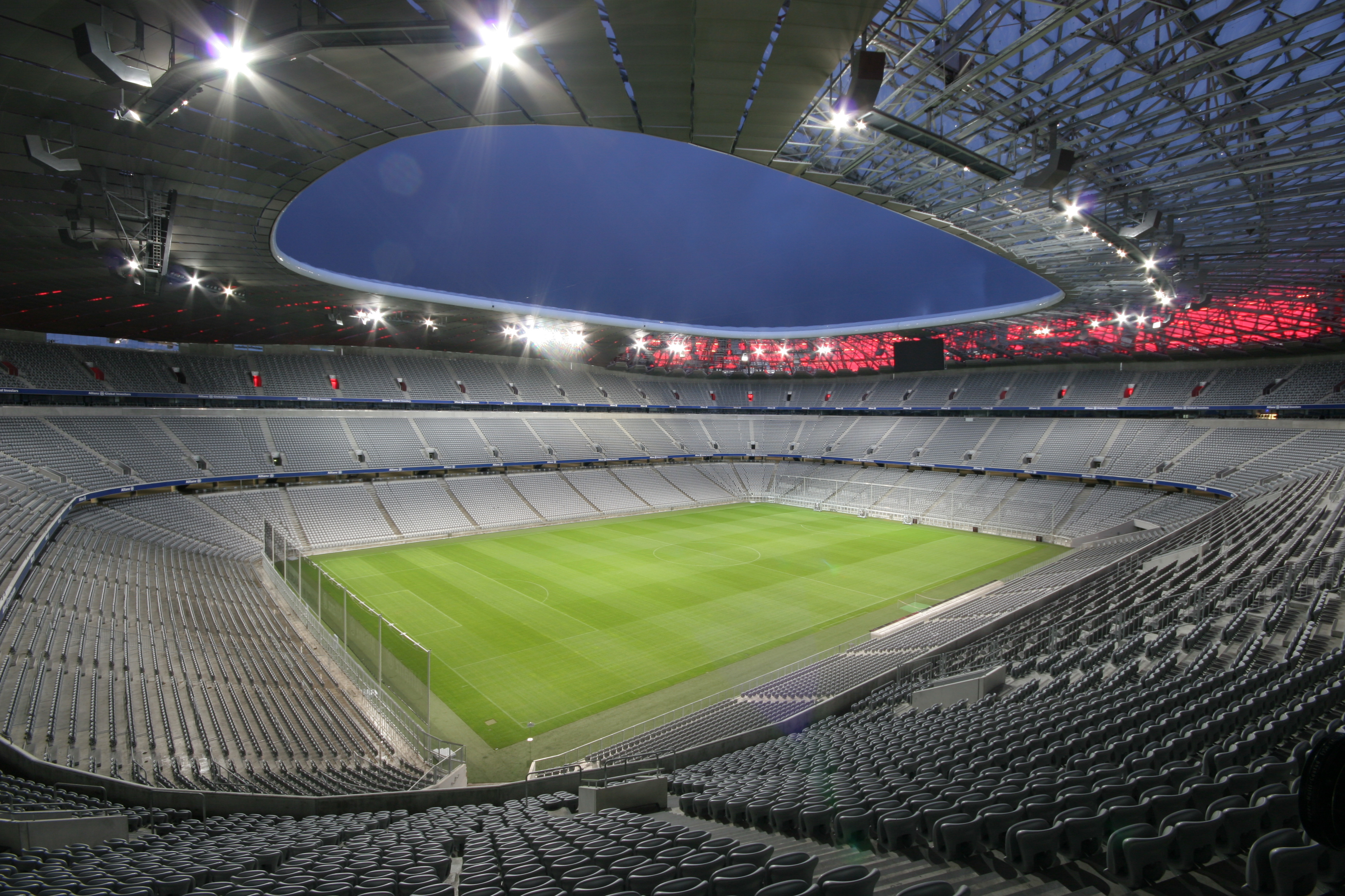 Saying Goodbye To A Legend: Thomas Müller's Final Allianz Arena Match Saying Goodbye To A Legend: Thomas Müller's Final Allianz Arena Match