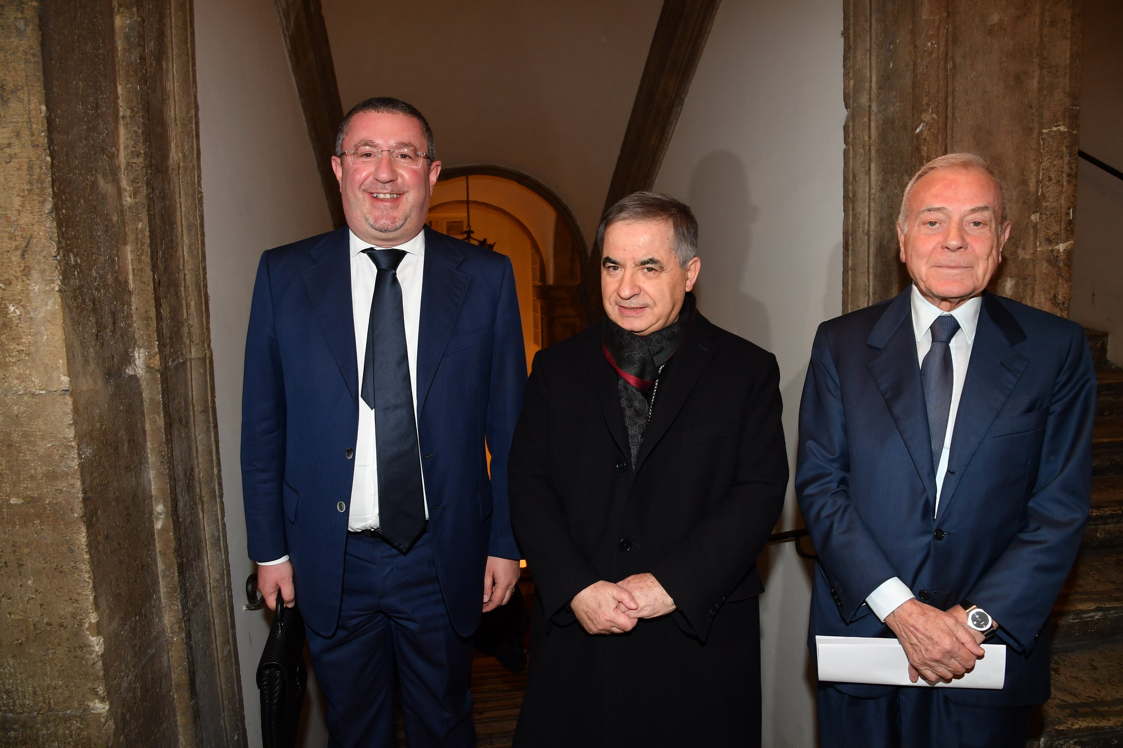 Scandalo Vaticano: Le Chat Segrete Di Becciu E Le Accuse Di Processo Falsato