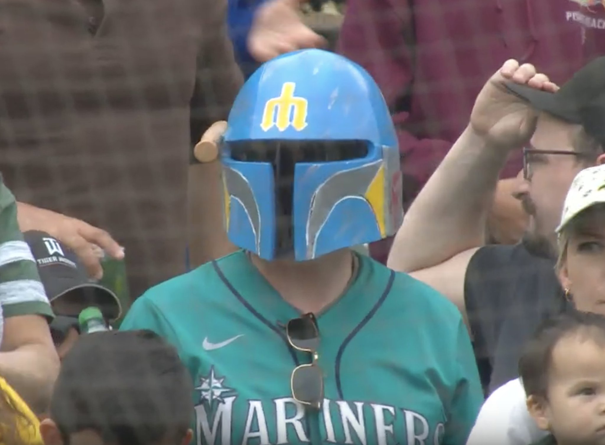 Seattle Mariners Respond To Yankee Broadcaster's Scathing Criticism Seattle Mariners Respond To Yankee Broadcaster's Scathing Criticism