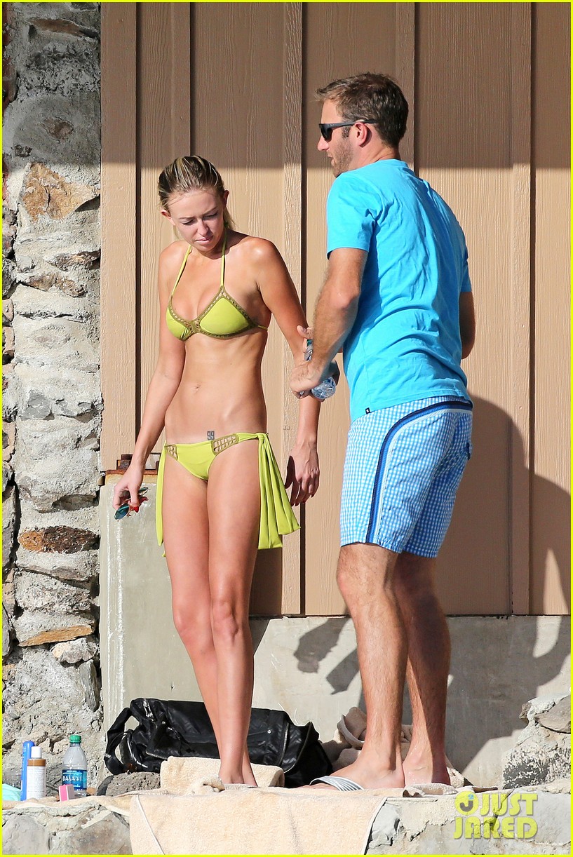 See Paulina Gretzky's Sizzling Photos: Topless And More See Paulina Gretzky's Sizzling Photos: Topless And More