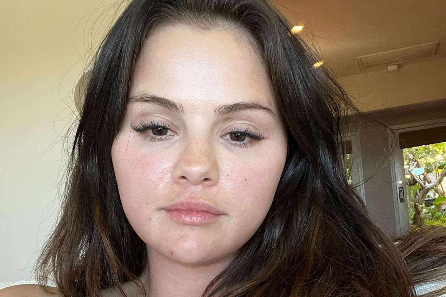 Selena Gomez & Miley Cyrus:  Akhir Perseteruan,  Kencan Ganda Terungkap?