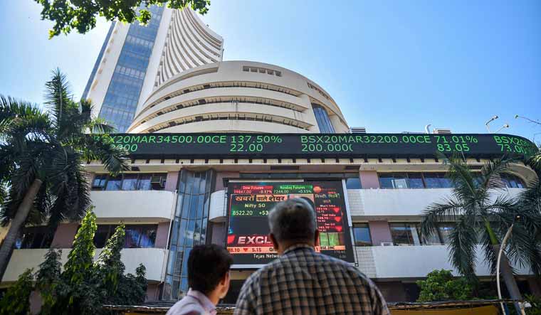 Sensex Soars 500 Points, Nifty Above 17,400: Market Movers & Shakers Sensex Soars 500 Points, Nifty Above 17,400: Market Movers & Shakers