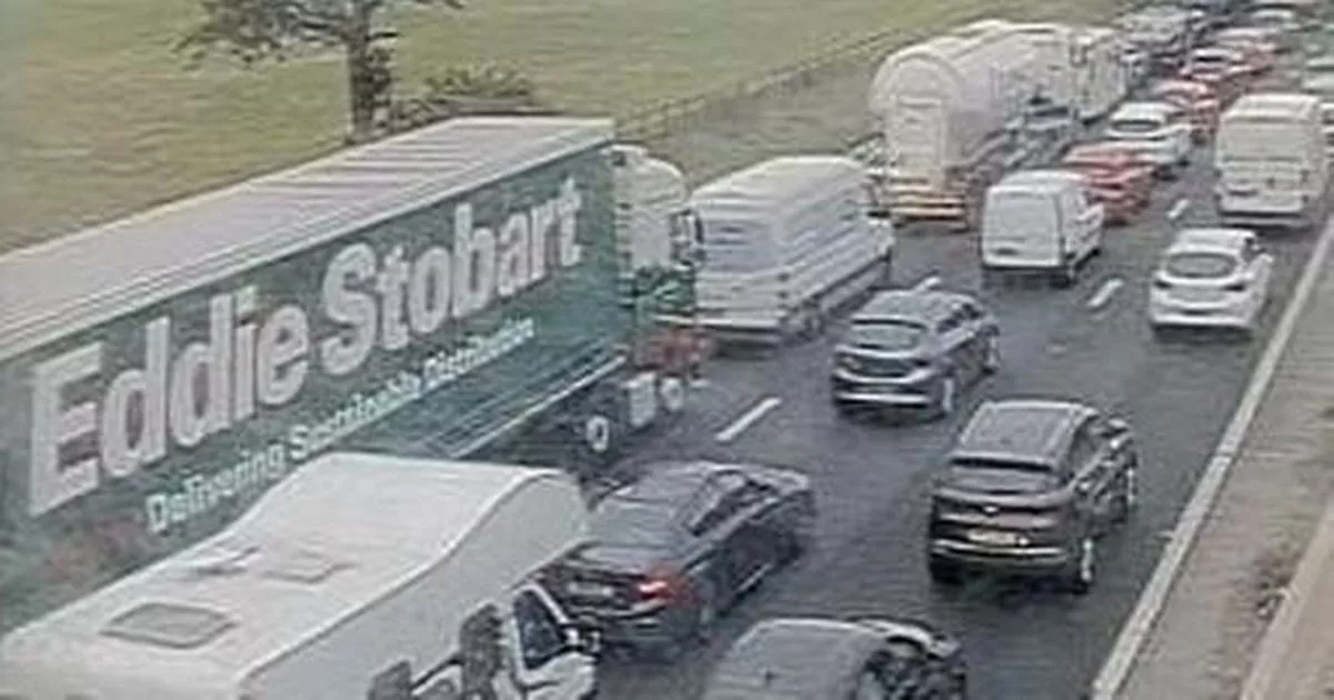 Severe Congestion On M6 Due To Overturned Van Severe Congestion On M6 Due To Overturned Van