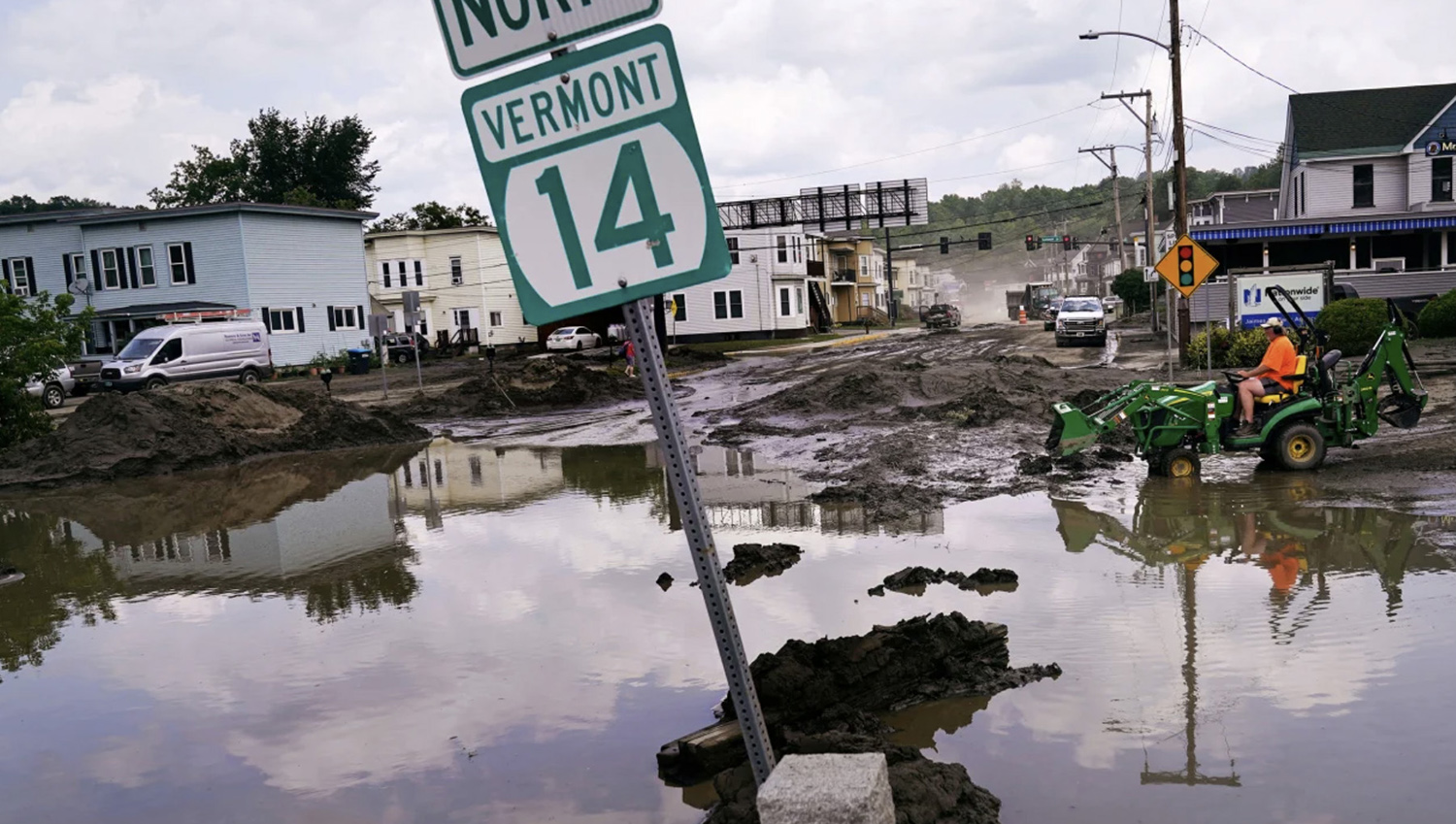 Severe Weather Pummels Louisville: Snow, Tornadoes, And Historic Flooding In 2025