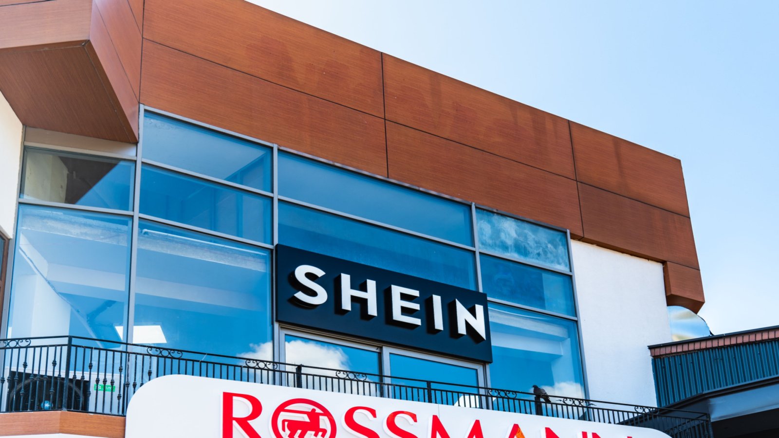 Shein's London IPO: Tariffs Create Uncertainty Shein's London IPO: Tariffs Create Uncertainty