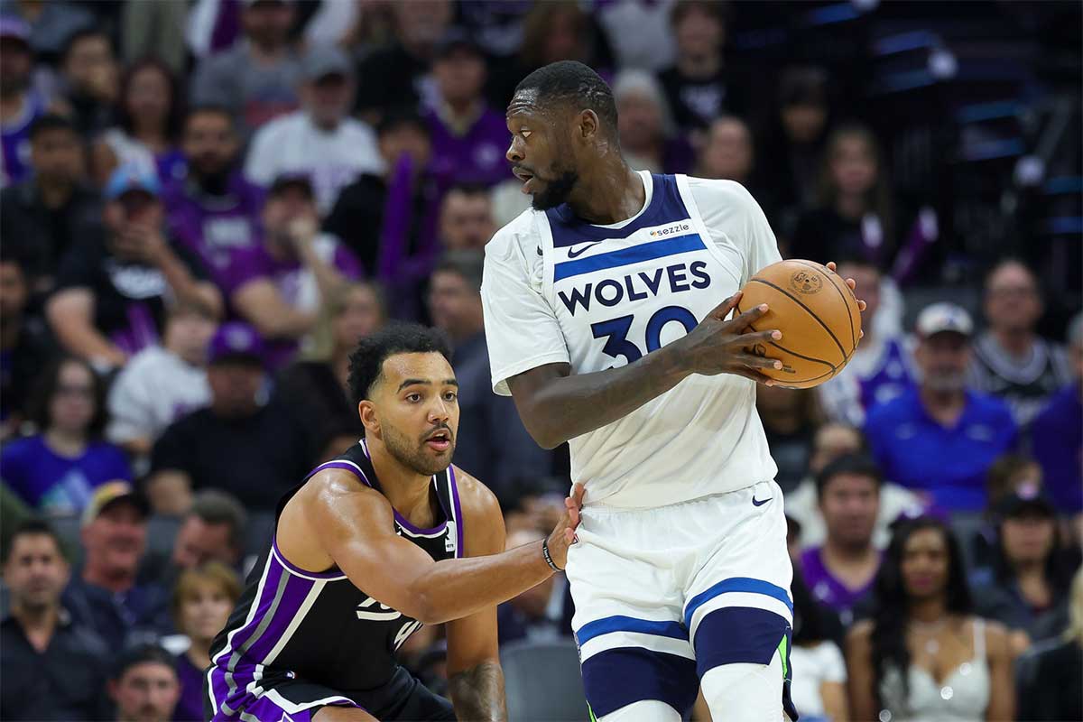 Should The Wolves Trade For Julius Randle? A Thorough Analysis Should The Wolves Trade For Julius Randle? A Thorough Analysis