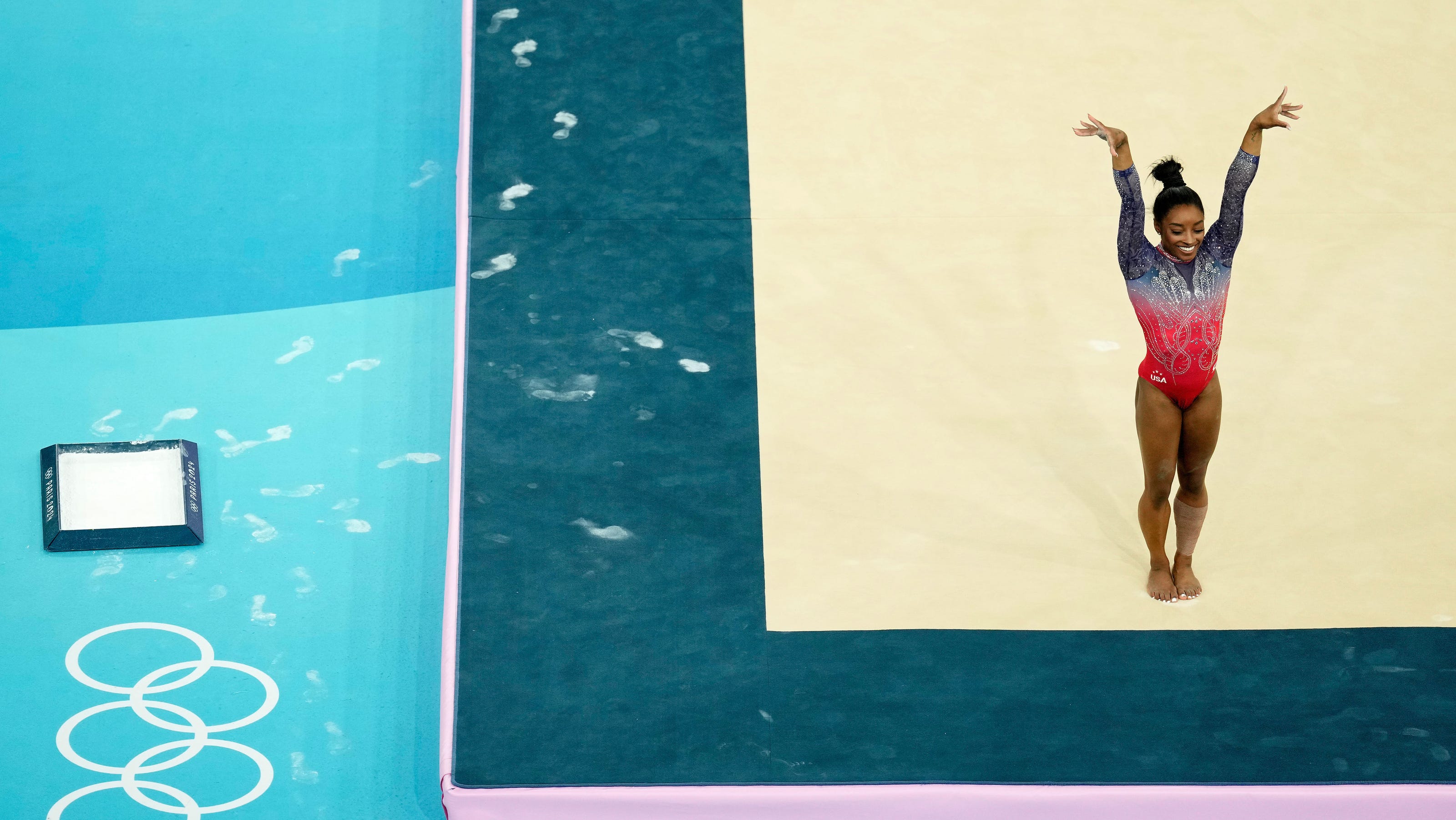 Simone Biles Issues Warning Following Olympics Cameraman Incident Simone Biles Issues Warning Following Olympics Cameraman Incident