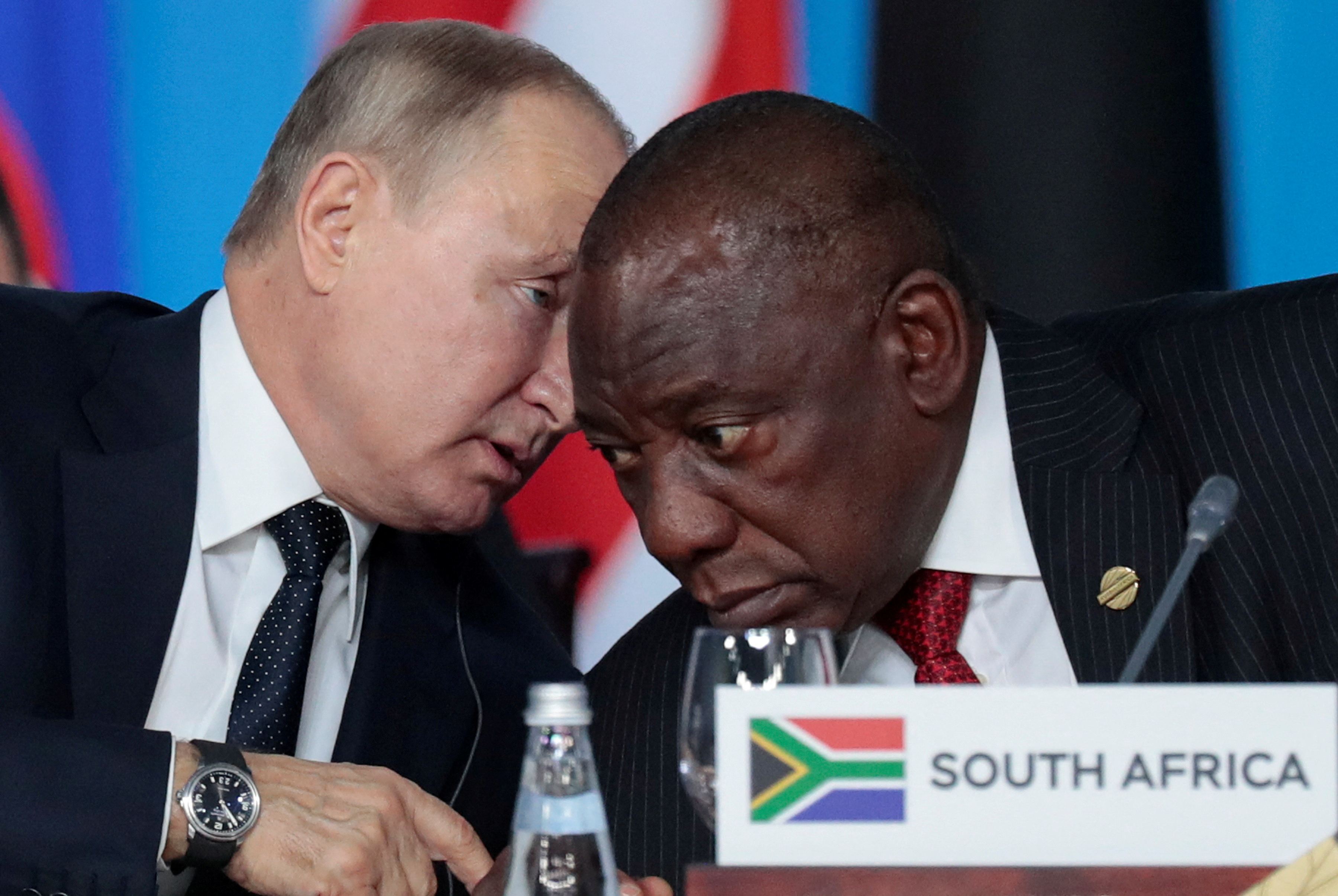 South Africa Praises Ramaphosa's Composure: Could He Have Reacted Differently? South Africa Praises Ramaphosa's Composure: Could He Have Reacted Differently?
