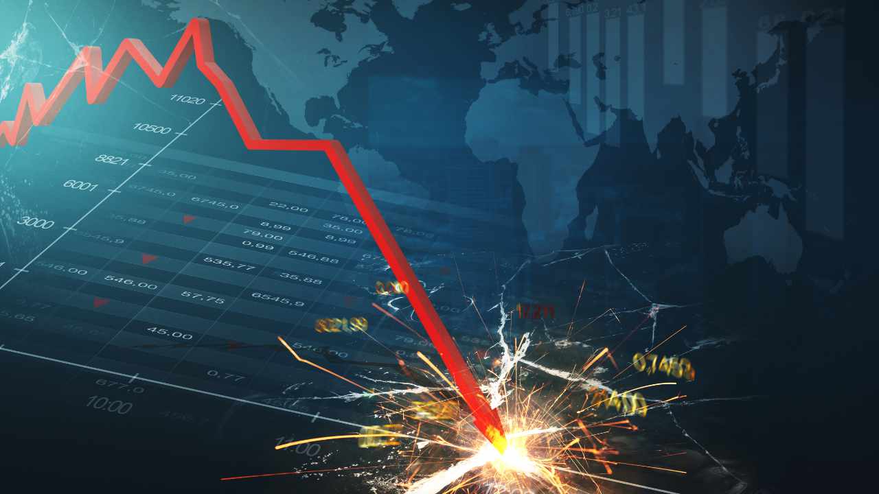 Stock Market News: Tax Bill Passed, Bond Market Reaction, Bitcoin Surge Stock Market News: Tax Bill Passed, Bond Market Reaction, Bitcoin Surge