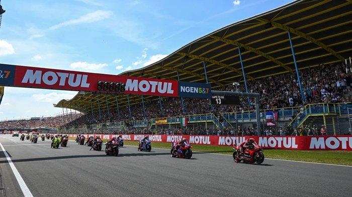 Streaming Online MotoGP Inggris 2025 Sprint Race - Mulai Pukul 20.00 WIB Streaming Online MotoGP Inggris 2025 Sprint Race - Mulai Pukul 20.00 WIB
