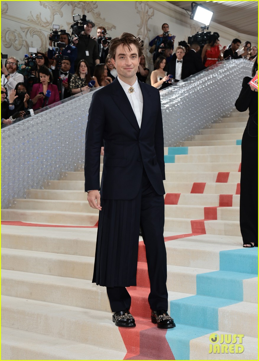 Suki Waterhouse's Met Gala 2023: A Full-Circle Fashion Moment Suki Waterhouse's Met Gala 2023: A Full-Circle Fashion Moment