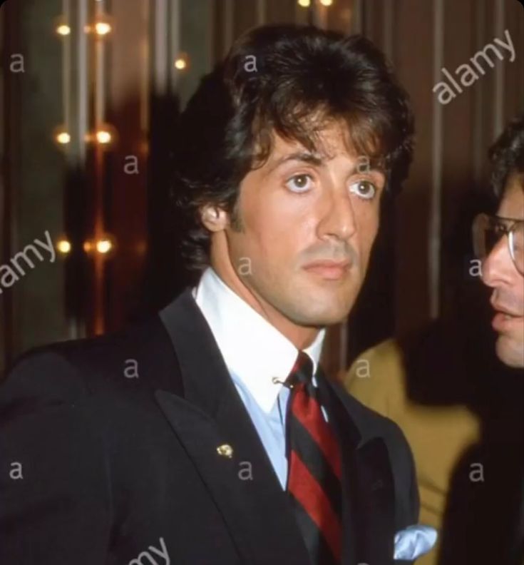 Sylvester Stallone Regrette-t-il Cobra ? Un Thriller Des Années 80 Sylvester Stallone Regrette-t-il Cobra ? Un Thriller Des Années 80