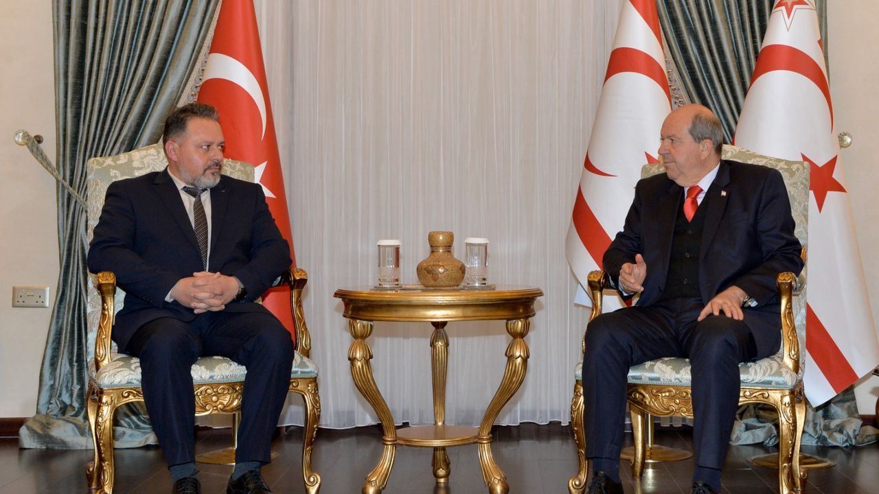 Tatar'ın Kıbrıs Açıklamaları Ve Direkt Uçuşların Geleceği Tatar'ın Kıbrıs Açıklamaları Ve Direkt Uçuşların Geleceği