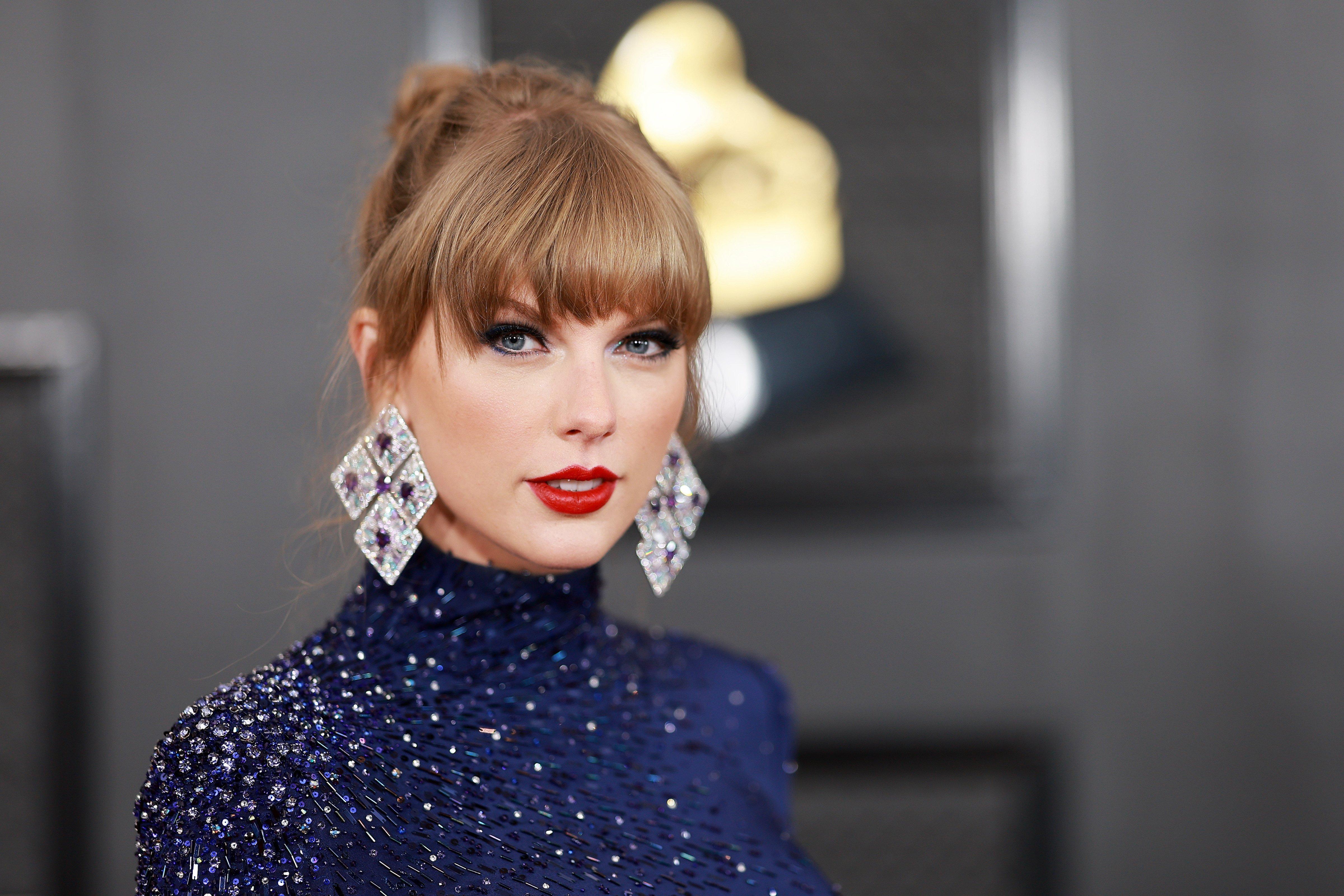 Taylor Swift And Beyoncé's Multiple 2025 American Music Award Nominations Taylor Swift And Beyoncé's Multiple 2025 American Music Award Nominations