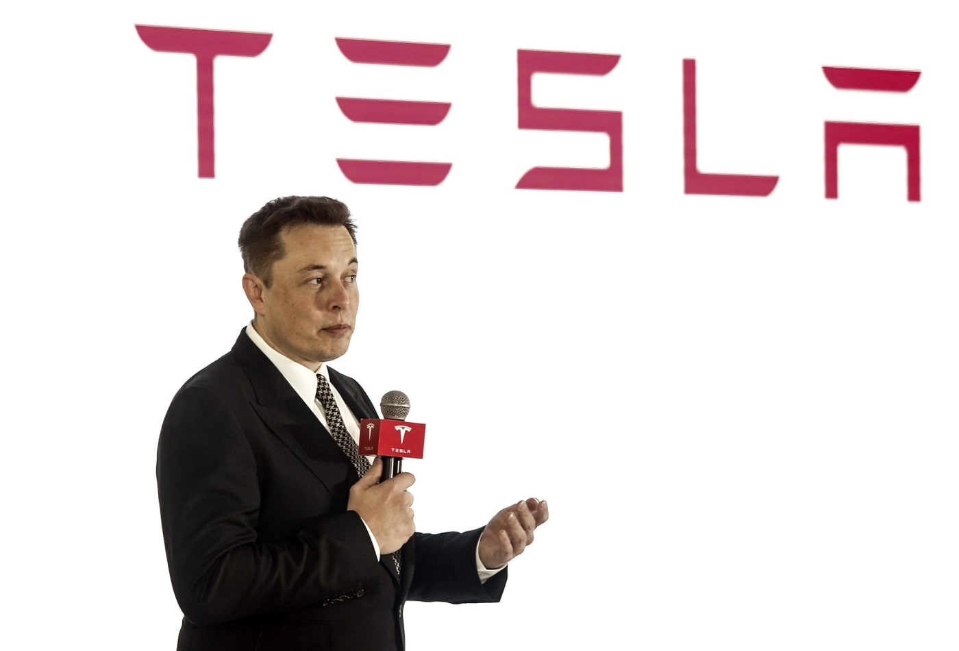 Tesla CEO Elon Musk: Focusing On Tesla, Stepping Back From Politics Tesla CEO Elon Musk: Focusing On Tesla, Stepping Back From Politics