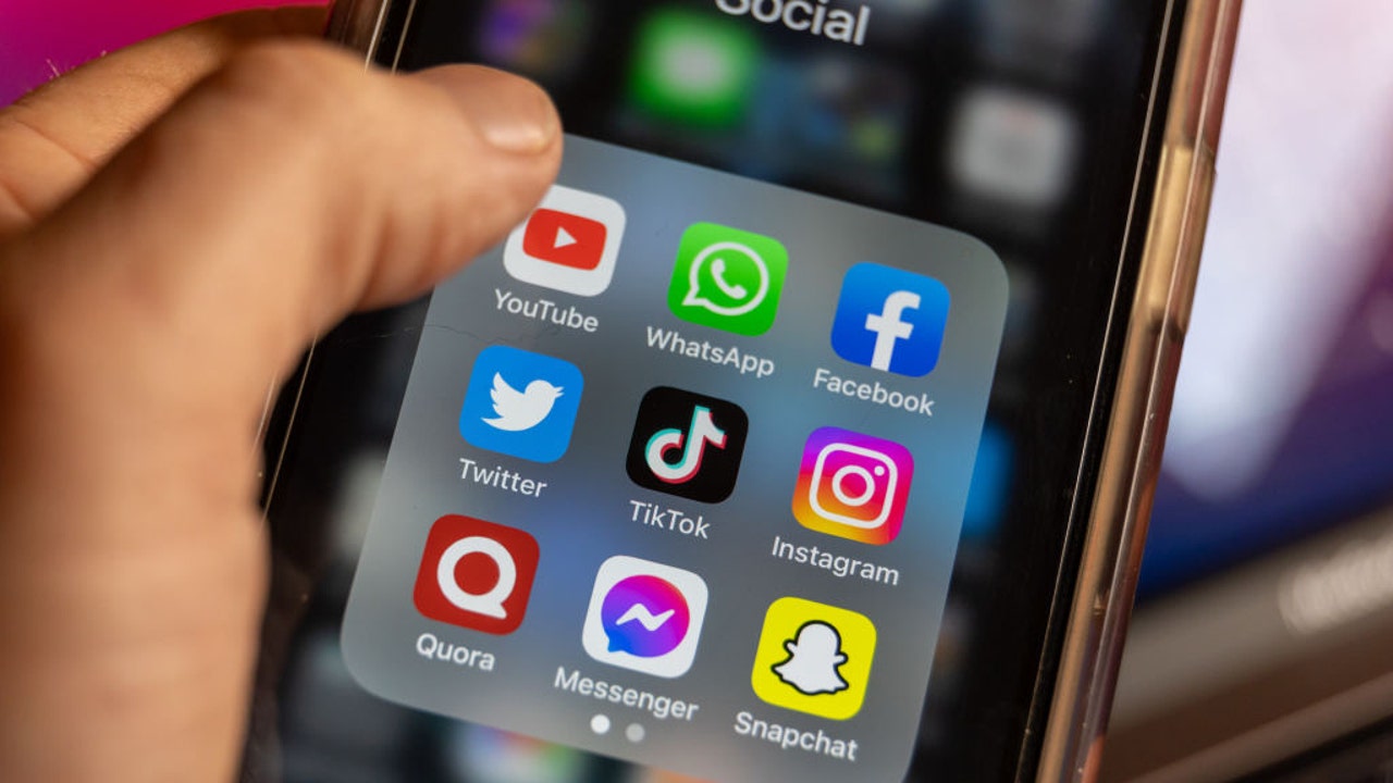Texas House Bill Aims To Restrict Minors' Social Media Access Texas House Bill Aims To Restrict Minors' Social Media Access