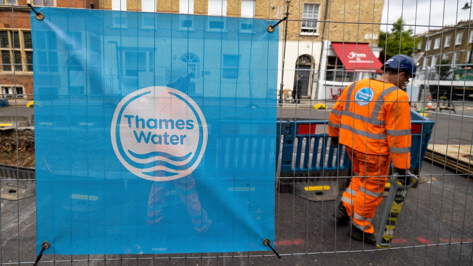 Thames Water Executive Bonuses: A Closer Look At The Controversy Thames Water Executive Bonuses: A Closer Look At The Controversy