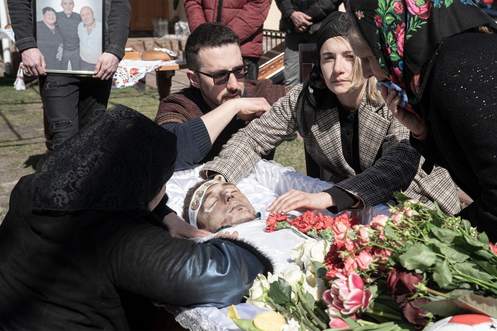 The Dark Side Of Ukrainian Cemeteries: Corruption And The War Dead The Dark Side Of Ukrainian Cemeteries: Corruption And The War Dead