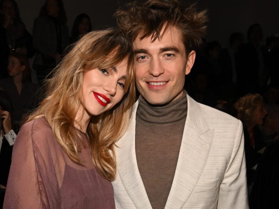 The Dating Lives Of Twilight Actors: Robert Pattinson, Suki Waterhouse, And More The Dating Lives Of Twilight Actors: Robert Pattinson, Suki Waterhouse, And More