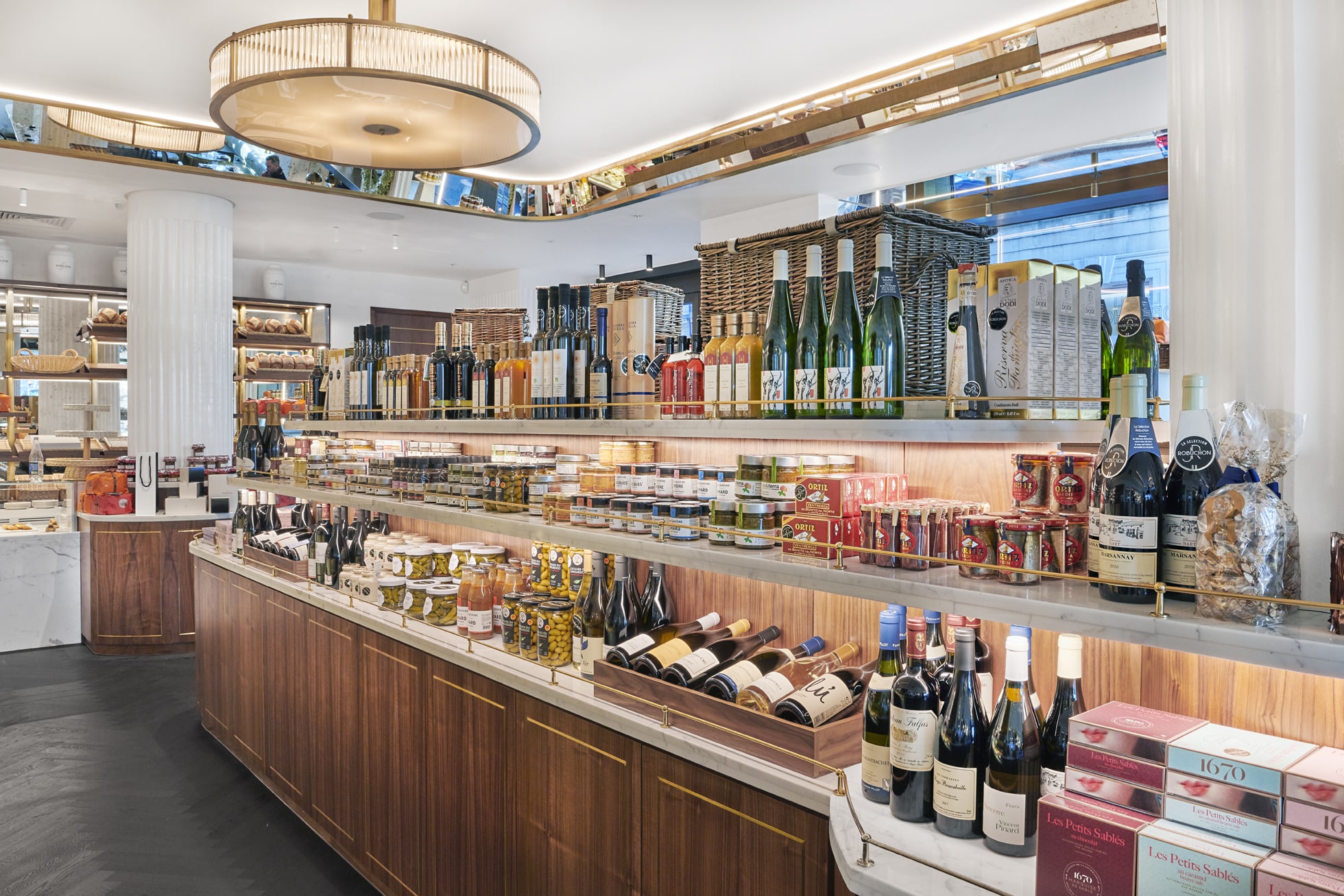 The Robuchon Monaco Restaurants: Interior Design By Francis Sultana The Robuchon Monaco Restaurants: Interior Design By Francis Sultana