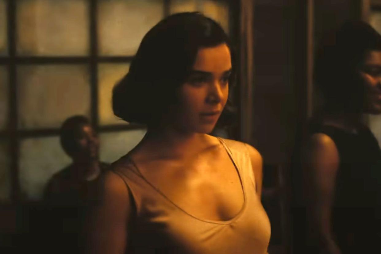 The Truth Behind Hailee Steinfeld's Spit Scene In The Sinner The Truth Behind Hailee Steinfeld's Spit Scene In The Sinner